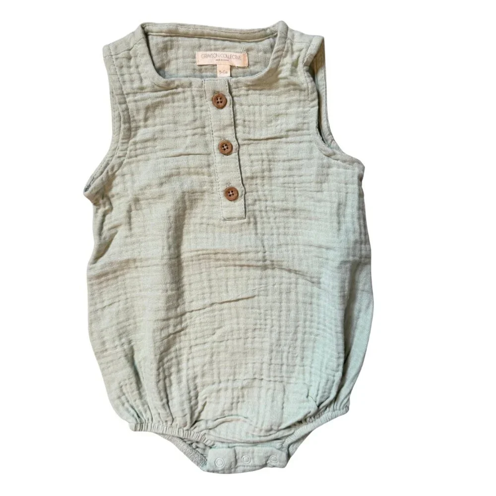 Grayson Collective Unisex Baby Gauze Bubble Romper | Sleeveless 3-6 Months - Picture 2 of 5